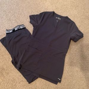 Grey’s Anatomy scrub set!